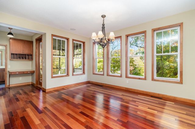 8124 Clifford Circle, Inver Grove Heights, MN 55076