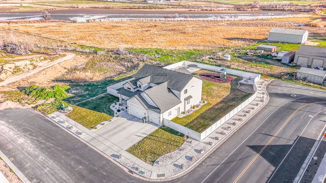 4096 W 1725 N, Plain City, UT 84404