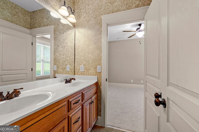 134 Beaumont Farms Drive, Sharpsburg, GA 30277