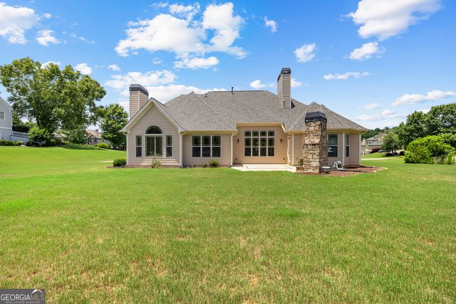 134 Beaumont Farms Drive, Sharpsburg, GA 30277