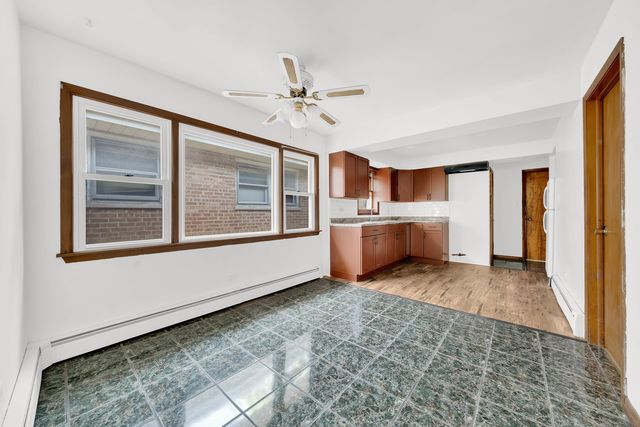 1917 High Street, Blue Island, IL 60406