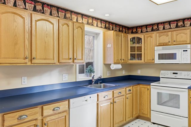 1260 Route 12, Groton, CT 06340