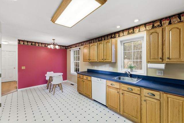 1260 Route 12, Groton, CT 06340