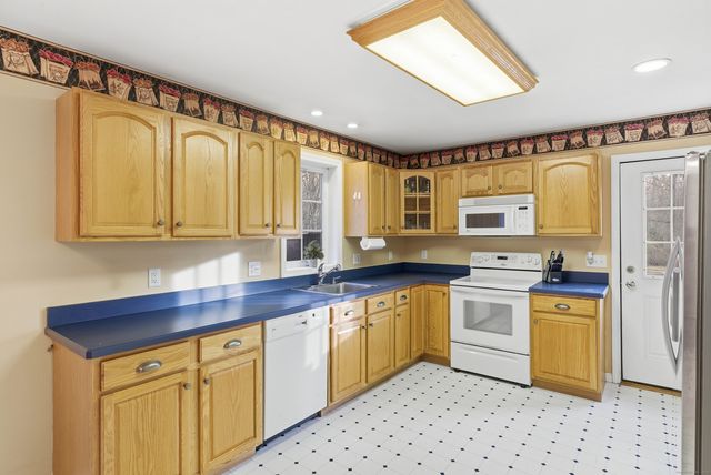 1260 Route 12, Groton, CT 06340