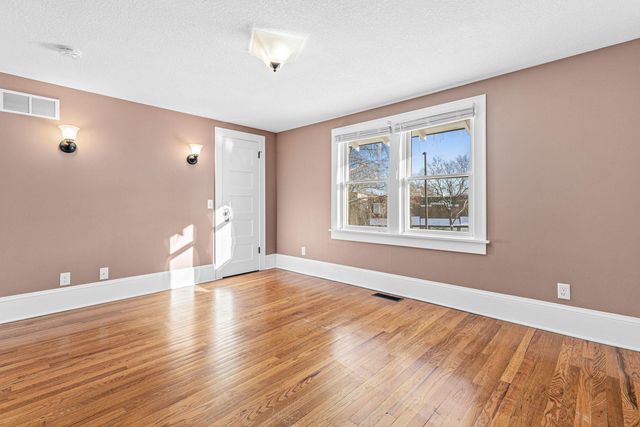 4152 Minnehaha Avenue, Minneapolis, MN 55406