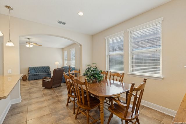 1158 LEGACY DR, New Braunfels, TX 78130