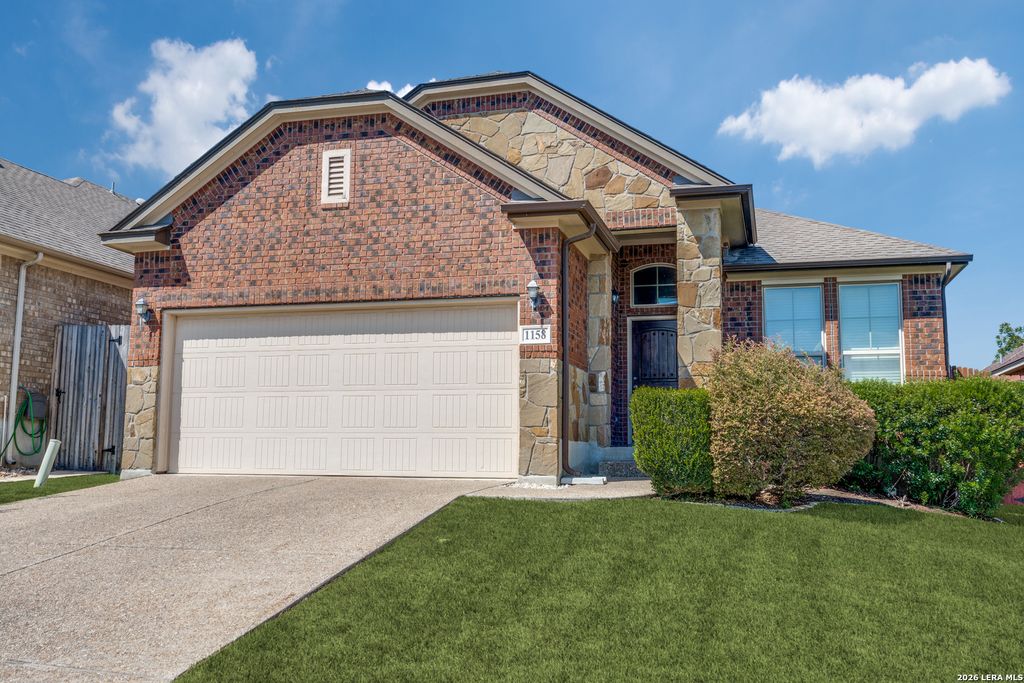 1158 LEGACY DR, New Braunfels, TX 78130