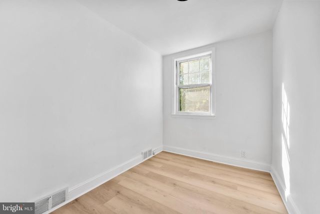 921 PITMAN AVE, Darby, PA 19023