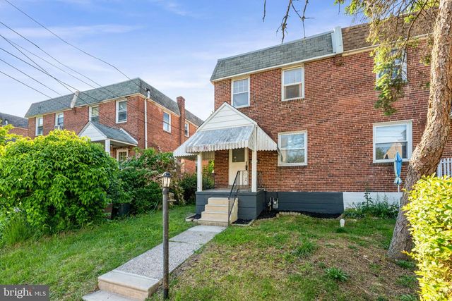 921 PITMAN AVE, Darby, PA 19023