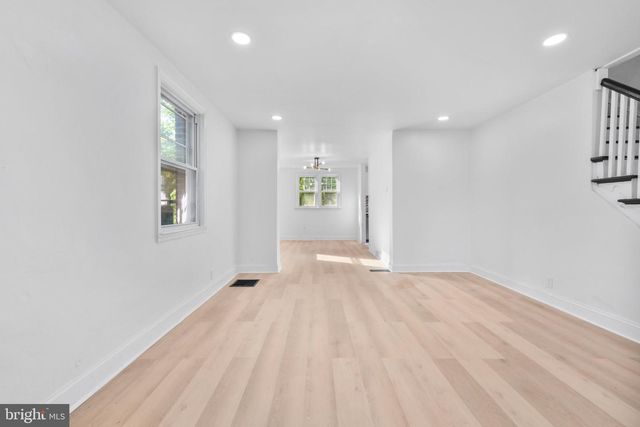 921 PITMAN AVE, Darby, PA 19023