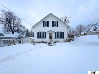 202 N Molley Street, Bennington, NE 68007