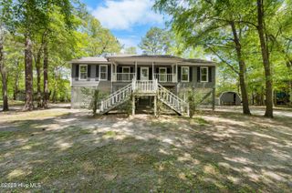 1379 River Bend Drive, Burgaw, NC 28425
