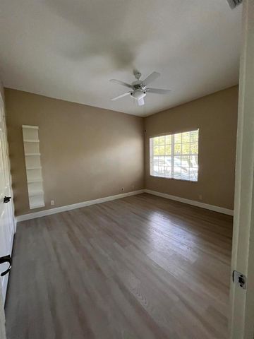 7724 NW 47th Drive, Coral Springs, FL 33067