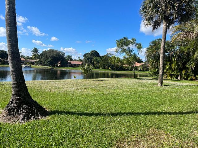 7724 NW 47th Drive, Coral Springs, FL 33067
