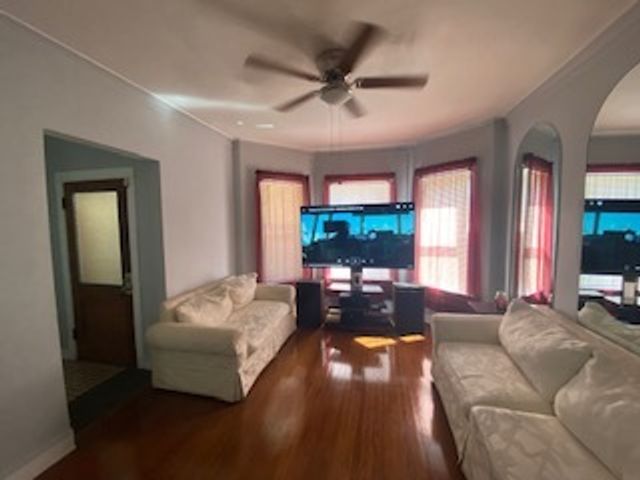7512 S PEORIA Street, Chicago, IL 60620