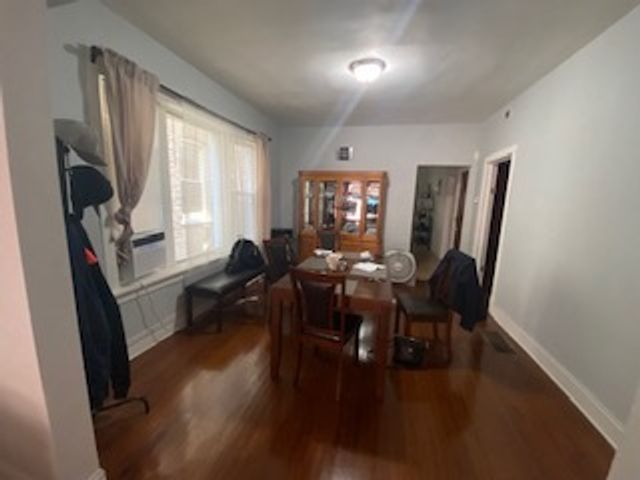 7512 S PEORIA Street, Chicago, IL 60620