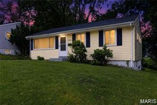 7744 Ellington Drive, St Louis, MO 63121