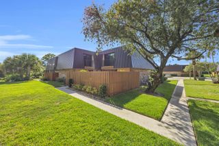 5693 SE Windsong Lane 545, Stuart, FL 34997