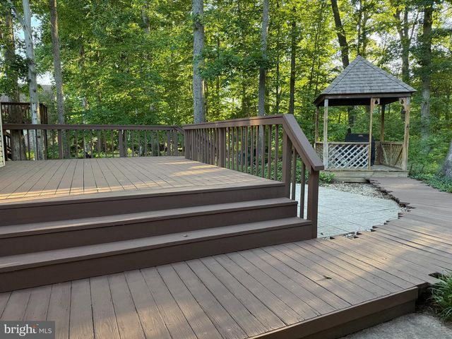 15826 VISTA DR, Montclair, VA 22025