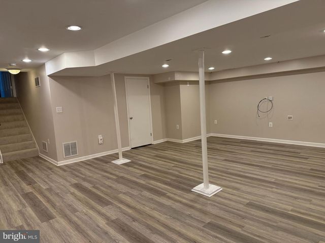 15826 VISTA DR, Montclair, VA 22025