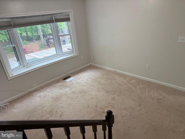 15826 VISTA DR, Montclair, VA 22025