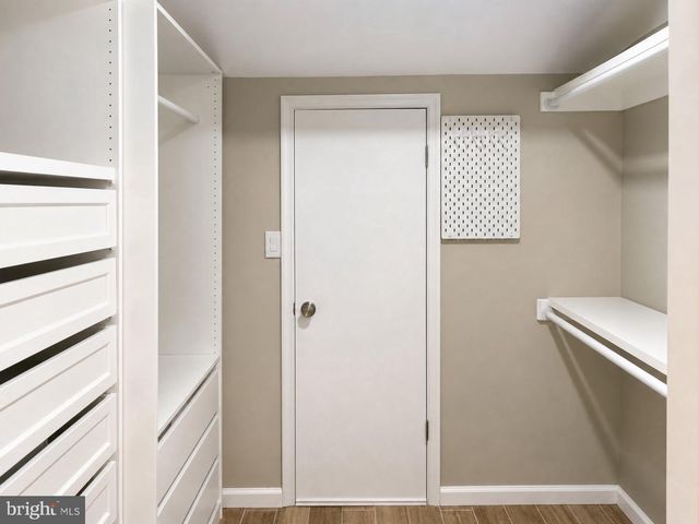 15826 VISTA DR, Montclair, VA 22025