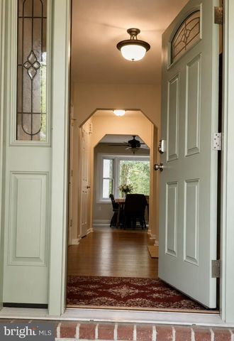 15826 VISTA DR, Montclair, VA 22025