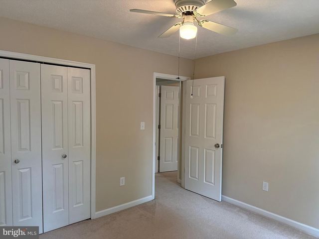 15826 VISTA DR, Montclair, VA 22025