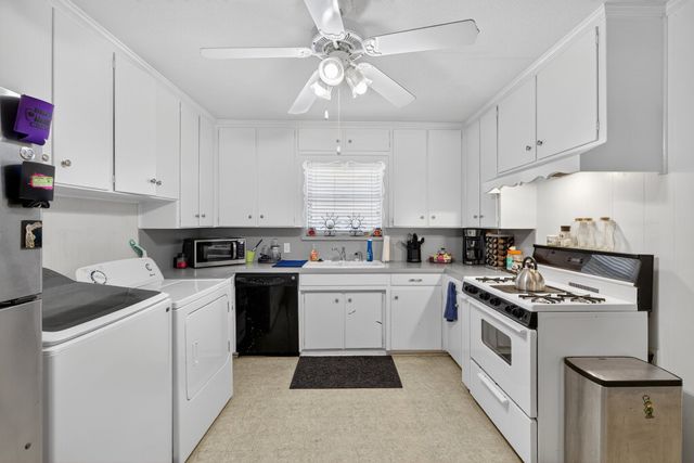 5328 Ira Street N, Haltom City, TX 76117
