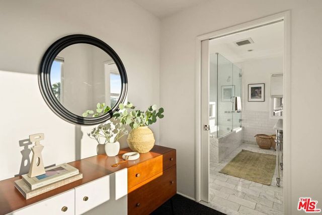 2818 Effie Street, Los Angeles, CA 90026
