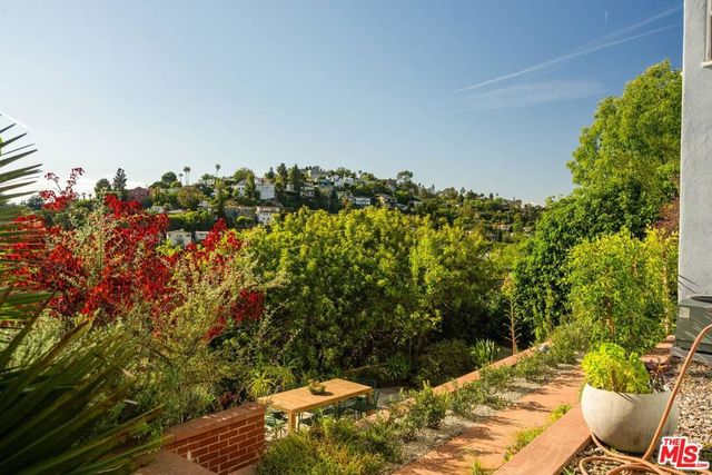 2818 Effie Street, Los Angeles, CA 90026