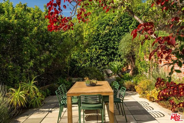 2818 Effie Street, Los Angeles, CA 90026
