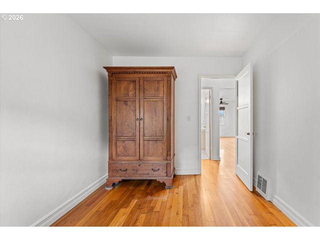 3541 Ne 115TH Ave, Portland, OR 97220