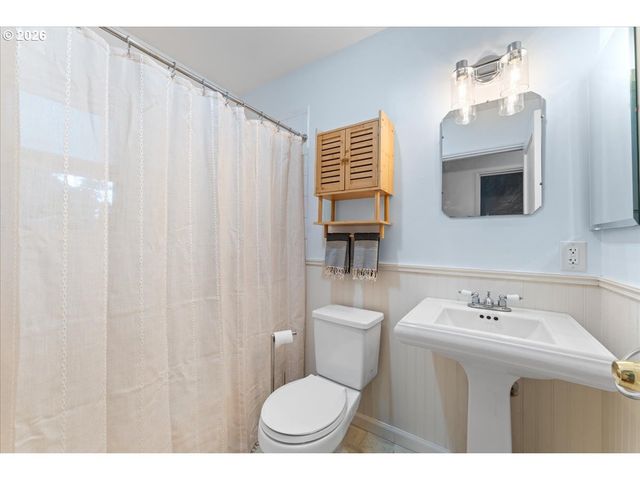 3541 Ne 115TH Ave, Portland, OR 97220