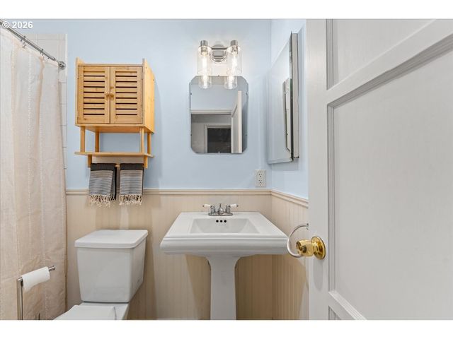 3541 Ne 115TH Ave, Portland, OR 97220