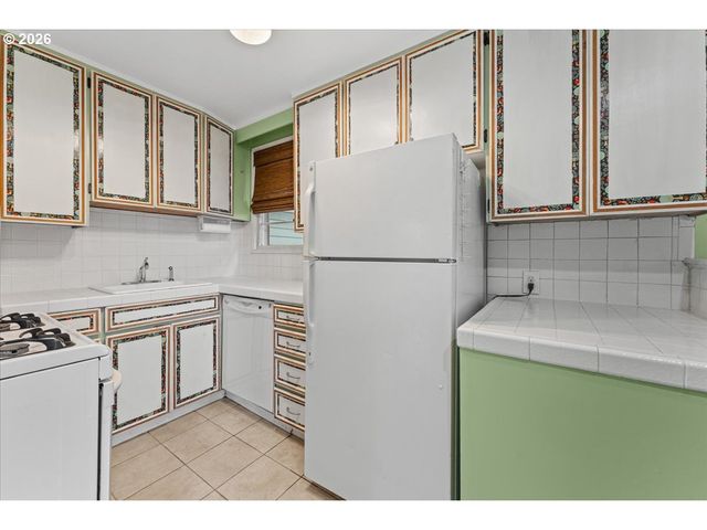 3541 Ne 115TH Ave, Portland, OR 97220