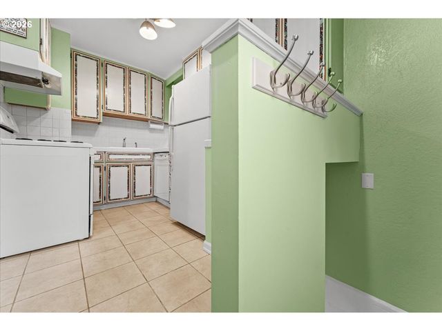 3541 Ne 115TH Ave, Portland, OR 97220