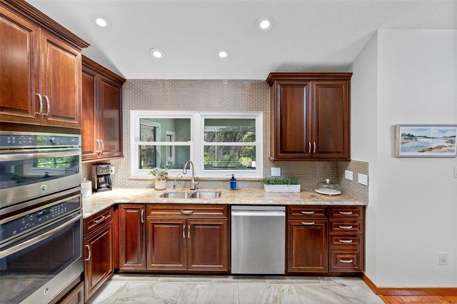 10209 LAKE GROVE DRIVE, Odessa, FL 33556