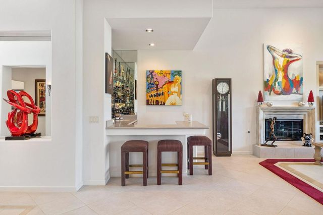 944 Mesa Grande Drive, Palm Desert, CA 92211