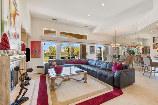 944 Mesa Grande Drive, Palm Desert, CA 92211