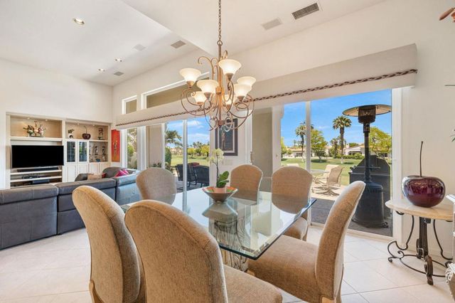 944 Mesa Grande Drive, Palm Desert, CA 92211