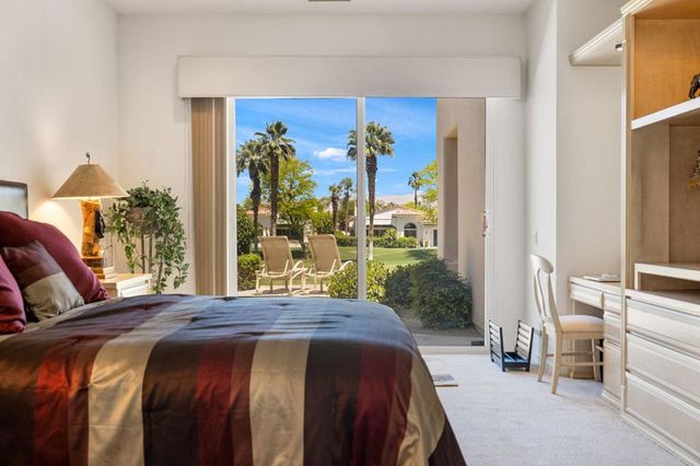 944 Mesa Grande Drive, Palm Desert, CA 92211