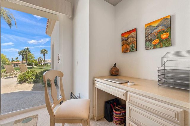 944 Mesa Grande Drive, Palm Desert, CA 92211