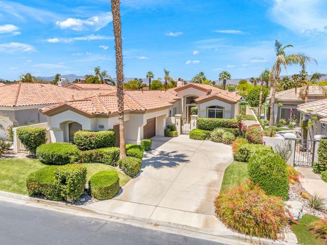 944 Mesa Grande Drive, Palm Desert, CA 92211
