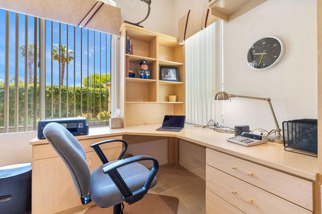 944 Mesa Grande Drive, Palm Desert, CA 92211