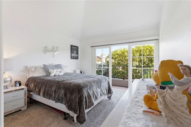 19225 Seabrook, Huntington Beach, CA 92648