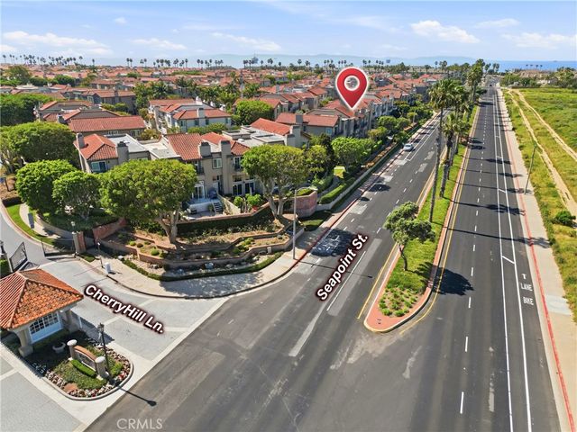 19225 Seabrook, Huntington Beach, CA 92648