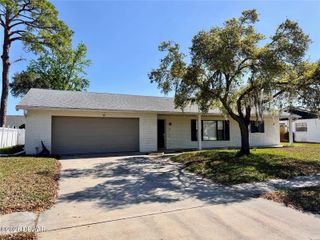 1325 Mollie Road, Daytona Beach, FL 32114