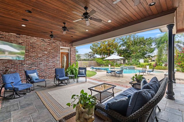 407 Keystone Loop, Houma, LA 70360