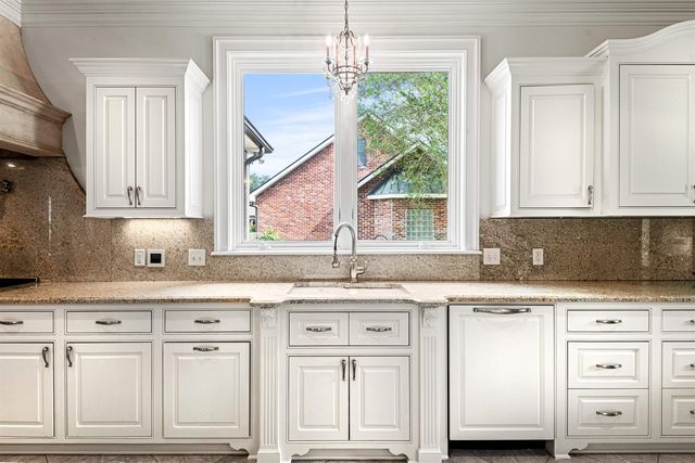 407 Keystone Loop, Houma, LA 70360